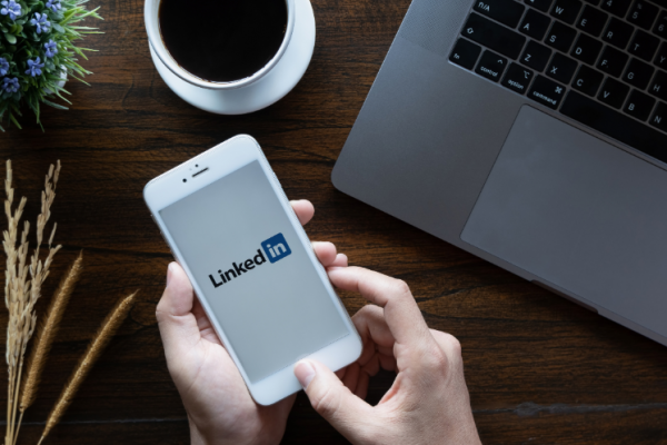 Hoy os hablaremos de cómo usar correctamente la red social profesional más usada en el mundo: LinkedIn